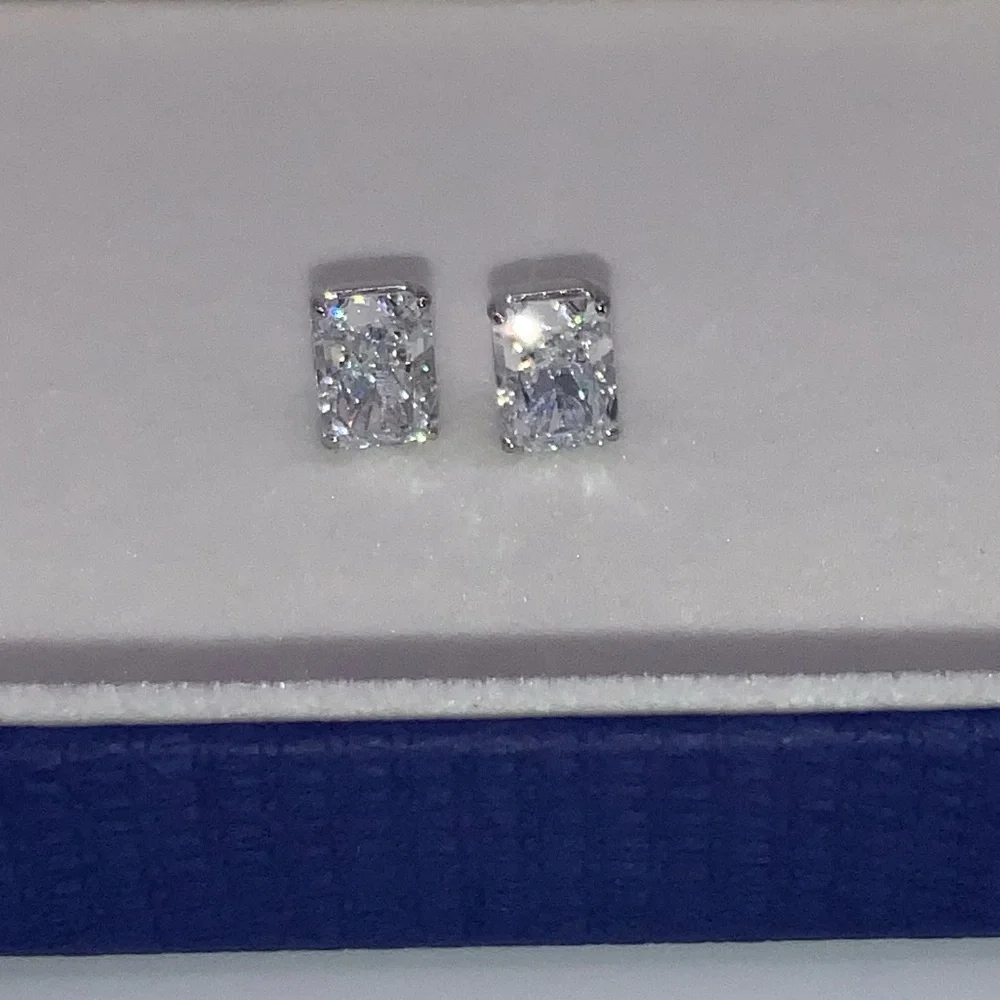 1.5ct Radiant Studs - Picture 11 of 14